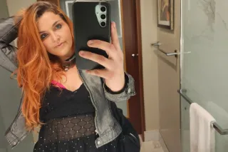 Red Hot&Ready– Skilled & Discr... - Image 1