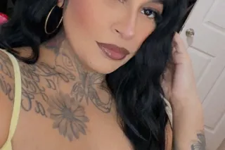 sexy spanish mami in town inca... - Image 4