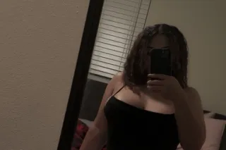 ✨ stockton • Sweet, Discreet, ... - Image 4