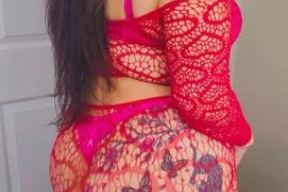 latina big booty milf - 33 - Image 2