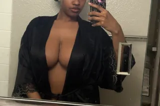 BUTTERFLYYY🦋MISSGIVEYOUAGREATTIME😏🥂💋 - Image 12