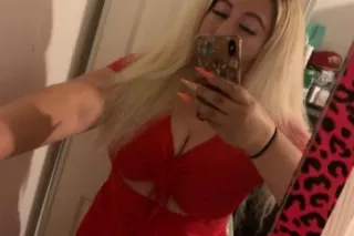 Exotic✨big booty🍑blonde🍭ready to play😼🍒 outcall and car date only - Image 1