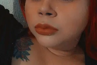 💕THICK SUBMISSIVE LATINA WHO LOVES TO PLEASE💕 - Image 1