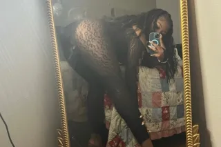 FS OUT💕NEW TO THE AREA💕📲LETS HAVE SOME FUN! 💃🏽💃🏽AND I HAVE A FRIEND LETS HAVE A TRIO🤪👩🏿‍❤️‍💋‍👩🏽 - Image 5